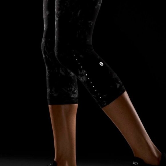 Lululemon Swift Speed High-Rise Crop 21"Aquila Black Multi size 12 - Picture 5 of 12